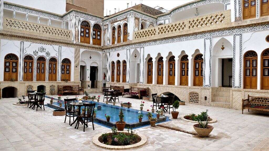 اجاره روزانه اقامتگاه شیک و تمیز در کاشان-تصویر6