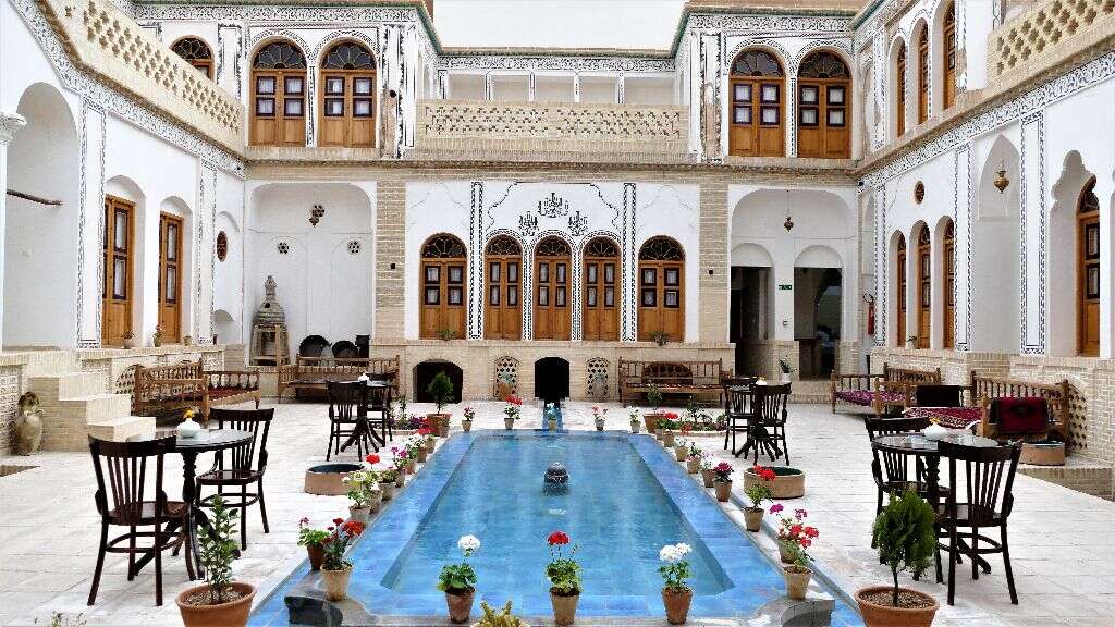 اجاره روزانه اقامتگاه شیک و تمیز در کاشان-تصویر7