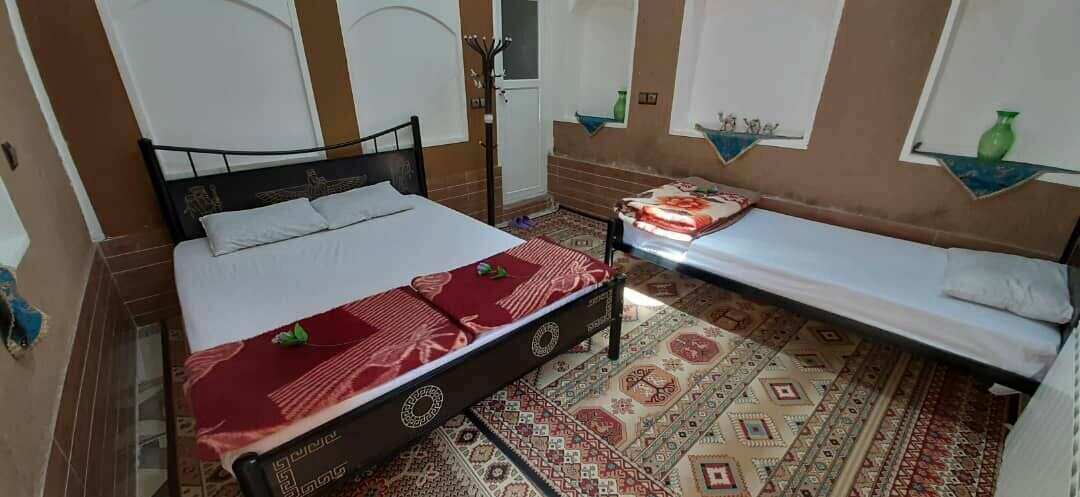 اجاره بومگردی بسیار تمیز در ورزنه اصفهان-تصویر5